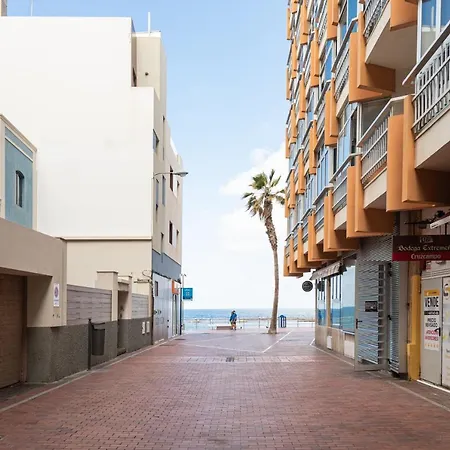 Homeforguest Moderno Estudio Junto A Las Canteras Las Palmas Exterior photo